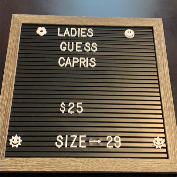 Ladies Guess jegging capris - Picture 2 of 9